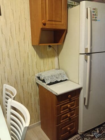 деревянный стол на кухню: Sifarişlə mətbəx dəsti, MDF, Kredit yoxdur — 1