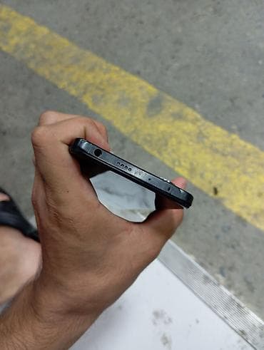 iohone 8: Poco X5 Pro 5G, 256 GB, rəng - Qara, Sensor — 3