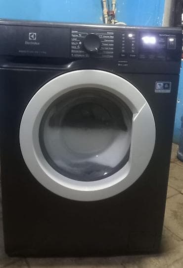 (Paltaryuyan ) yaxsi vezziyetde seliqeli islenib Elektroluks markasi at lalafo.az (Paltaryuyan ) yaxsi vezziyetde seliqeli islenib Elektroluks markasi