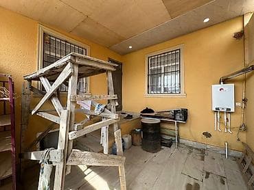 8 mikrorayon satilan evler: 3 otaqlı, 65 kv. m, Kredit yoxdur, Orta təmir — 2