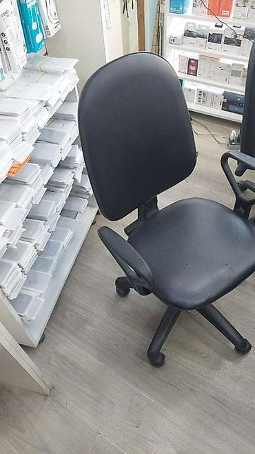 ofis stullar: Təkərli, Qolları tənzimlənmir, Süni dəri — 1