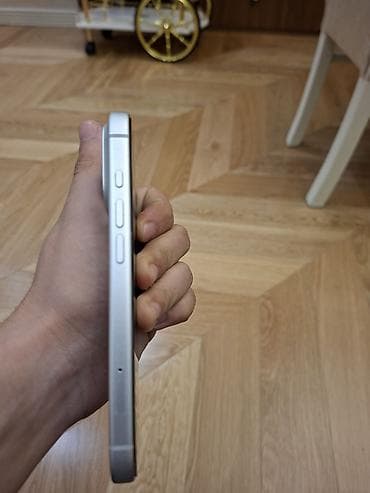 smart lock qw: IPhone 17 Pro, 256 GB, Gümüşü, Face ID — 4