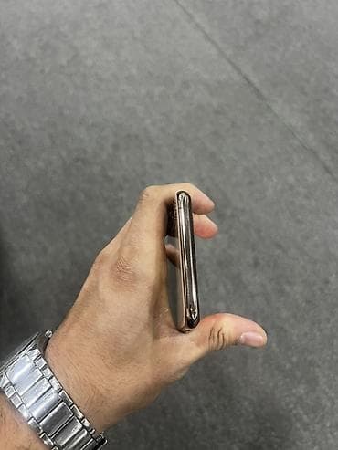 ipad mimi 2: IPhone Xs Max, 256 GB, Qızılı, Kredit — 1