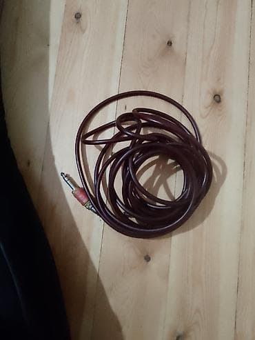 İdman və hobbi: Salam Elektro gitara satilir problem fln yoxdur islekdir toy — 3