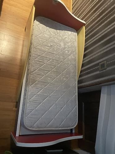 hava dosekleri: Oğlan və qız üçün, Çarpayı, Bazasız, Matras ilə, Siyirməsiz — 1