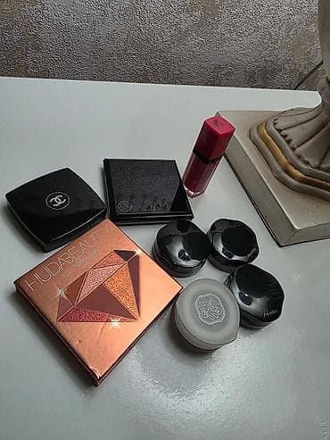 Kosmetik dəst, Huda Beauty, 7 məhsul
