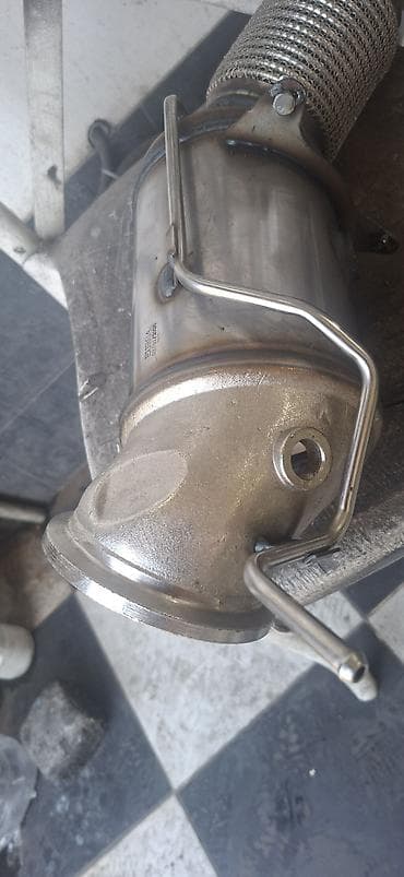 bmw e36 katalizátor: G30 BMW Katalizatori evro 4 — 1