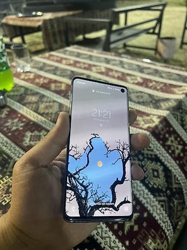 ps 4 diskləri: Samsung Galaxy S10, 128 GB, rəng - Qara, Simsiz şarj — 4