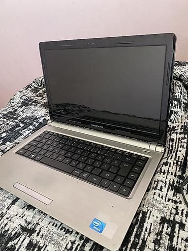 ipad 9 nesil 64 gb: Grundig noutbuk - Ekran: 14" (təxminən), LED, parlaq panel - — 4