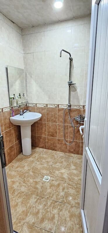 Kirayə mənzillər: 3 otaqlı, Yeni tikili, 60 kv. m — 16