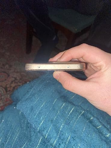 honor telefonları: Honor 7X, rəng - Qızılı, Barmaq izi — 3