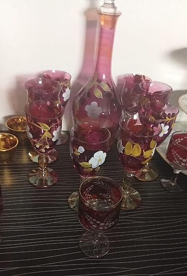 ag gilas murebbesi: Rəng - Bənövşəyi, Şüşə — 1