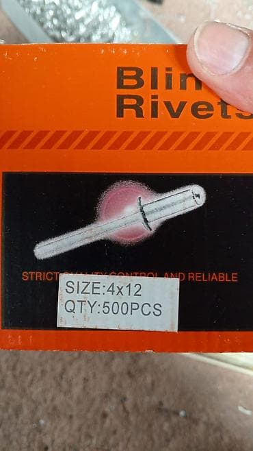 Digər bərkidici məhsullar: Məhsul: Blind Rivets – kor pərçimlər Xüsusiyyətlər: - Ölçü: 4x12 - — 1