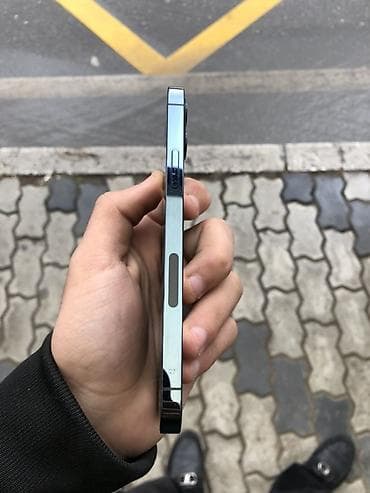 iphone xoş max: IPhone 12 Pro, Pacific Blue — 4