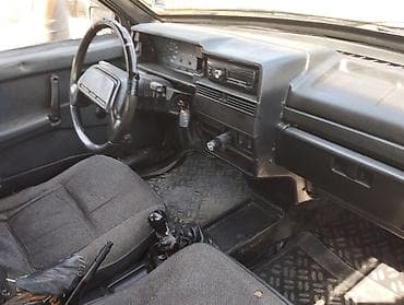 prius salon: VAZ (LADA) Samara: 1.5 l | 1997 il 300 km Sedan — 6