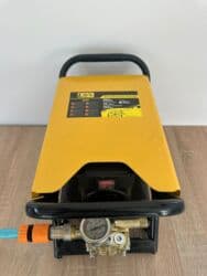 suyun dərinliyini ölçən cihaz: Yüksək təzyiqli yuma aparatı - Rəng: sarı-qara metal gövdə, daşıma — 3