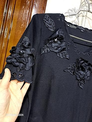 qış botları: Qara qadın bluzu – GÜZYYANG, ölçü: XL - Model: qısaqollu, rahat kəsim — 3