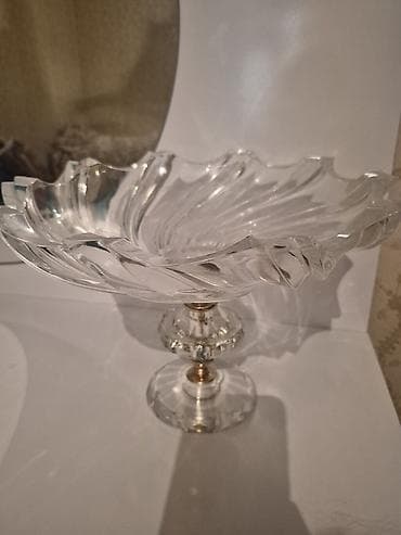 quru: Şüşə/qəlib kristal meyvə və şirniyyat qabı – ayaqlı model - Material — 1