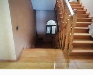 centralni bineqedi: 3 kv. m, 5 otaqlı, İşıq — 7