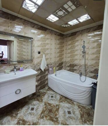 badamdarda kohne bina evleri: Şəkillər fərqlidir öz şəkilləri daha gözəldır. Nərimanov rayonu — 2