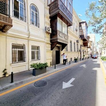 qubada evler kredit: Bakı, 2 otaqlı, Köhnə tikili, m. İçərişəhər, 62 kv. m — 10