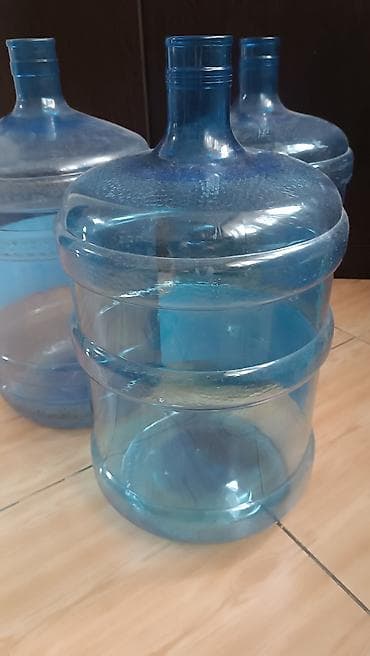 20 litrlik su qabları (damacana) - Material: şəffaf mavi rəngli