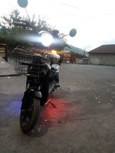 Yağlar və avtokimyəvi maddələr: Salam Elektrikli moped super vəziyətdədir heç bir prablemi yoxdur — 5