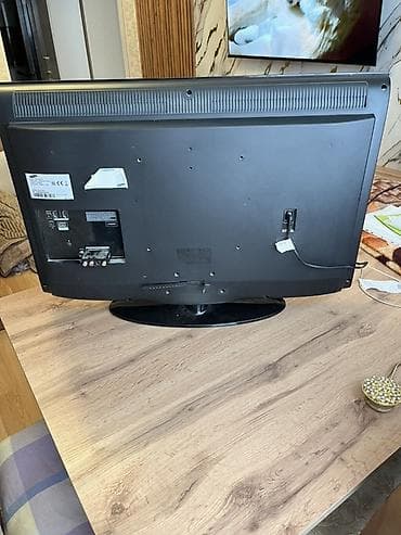 dvd samsung: Televizor Samsung LCD 82" FHD (1920x1080) — 2