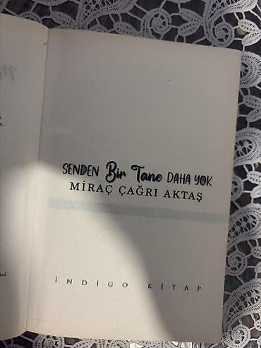 Книги и журналы: Məhsul: Kitab – “Senden Bir Tane Daha Yok” Müəllif: Miraç Çağrı Aktaş — 4