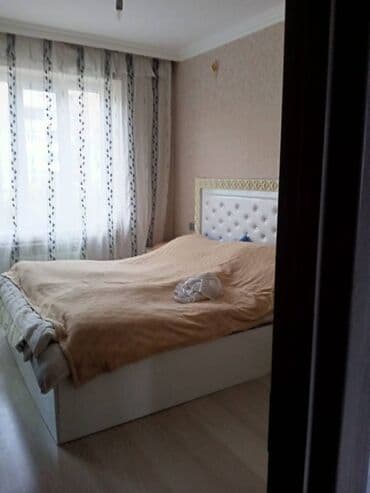 bizim ev: Bakı, 3 otaqlı, Köhnə tikili, m. Xalqlar Dostluğu, 79 kv. m — 2