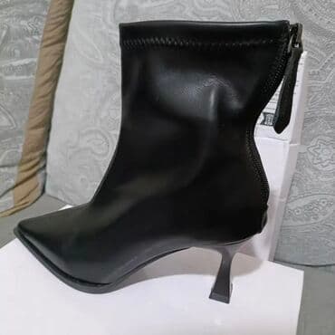 Ölçü: 39, rəng - Qara, Yeni