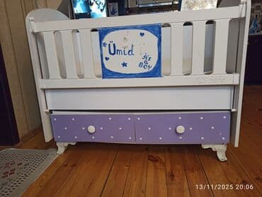 usaq ucun sekiller: Oğlan üçün, Dördbucaq, Beşik, Matras ilə, Yellənmə mexanizmsiz — 1