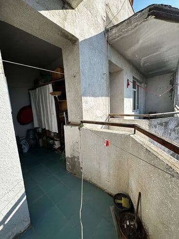 9 ci mikrorayon satilan evler: Bakı, Qaraçuxur qəs., 3 otaqlı, Köhnə tikili, 104 kv. m — 18