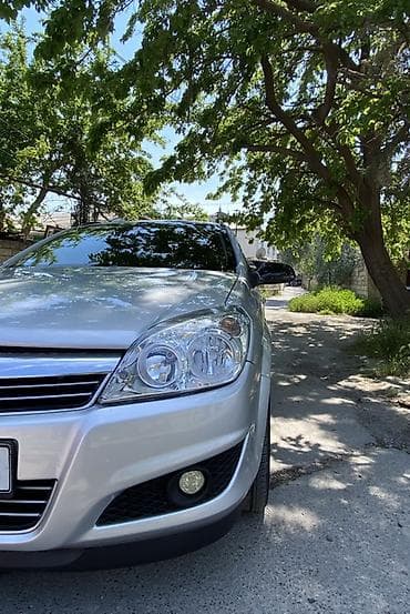 Nəqliyyat: Opel Astra: 1.4 l | 2007 il 355760 km Universal — 7