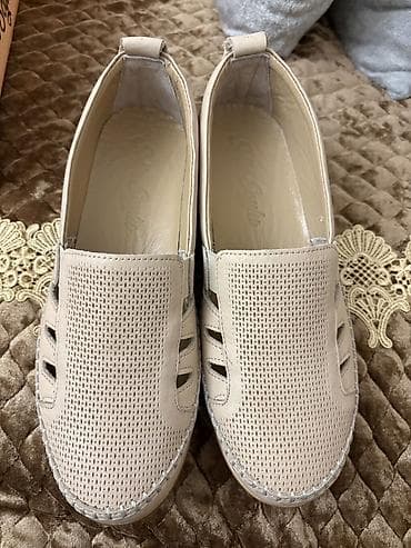 Мокасины и лоферы: Размер: 38, цвет - Бежевый, Новый — 1