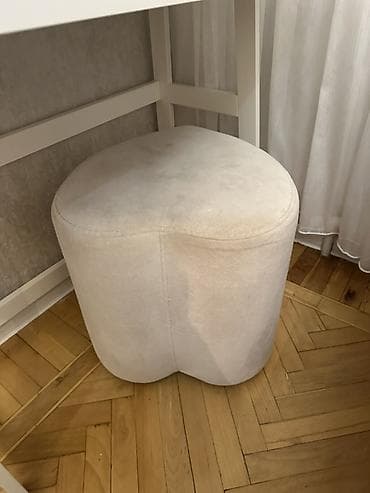 kafe masasi: Ağ rəngli makiyaj/konsol dəsti Daxildi komod oturacaq ve guzgu — 4