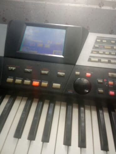 ucuz sıntezatorlar: Sintezator, Yamaha, İşlənmiş — 1