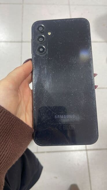 smsung: Samsung Galaxy A24 4G, 128 GB, rəng - Qara, Face ID, Barmaq izi — 2