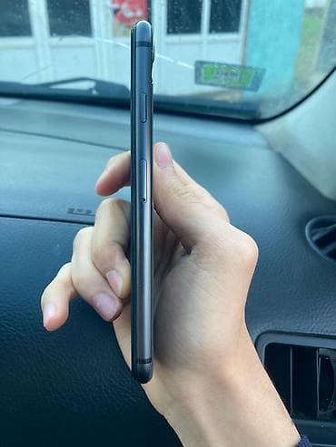 телефон флай металлический корпус: IPhone 8, 64 ГБ, Черный, Битый — 5