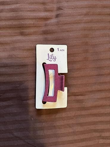 Məhsul: “Lily” saç klipi - Rəng: tünd çəhrayı/bənövşəyi ton - — 1