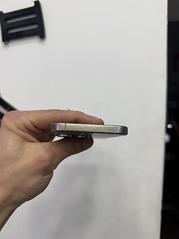 2 ci el iphone 16 pro max: IPhone 16 Pro Max, 256 GB, Natural Titanium, Simsiz şarj — 3
