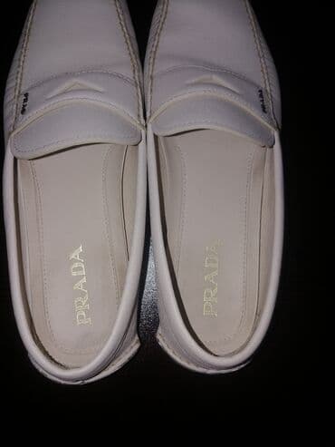 ayaqqabı кожание: Prada
1 dəfə geyinilib
Ölçü - 44 / 45
Material dəri
Rəngi açıq bej — 3