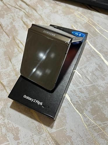 kamera internetsiz: Samsung Galaxy Z Flip 5, rəng - Qara, Zəmanət — 5