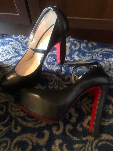 зеленые туфли: Туфли, Размер: 36, цвет - Черный, Б/у — 1