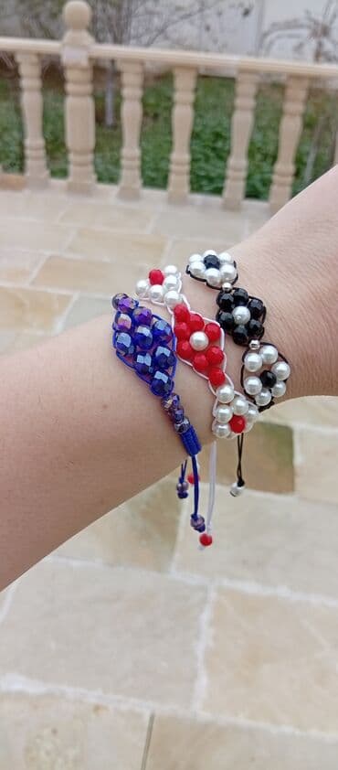 Istenilen növ qolbaq hazırlanır lalafo.az -da Istenilen növ qolbaq hazırlanır