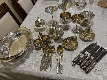 qaşığ: Zərif süfrə üçün metal (gümüş rəng və qızılı tonlarda) servis dəsti — 1