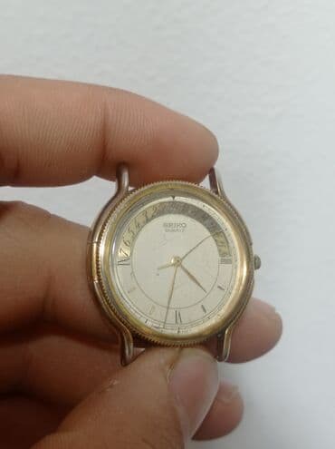 Eynəklər: Seiko Quartz qol saatı – klassik üslub - Brend/model: Seiko Quartz - — 1