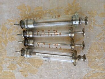 pulsni oksimetar cena: Şpiris (şüşə) çoxistifadəli 4 ədəd - 2 ədəd 5ml və 2 ədəd 10 ml — 4