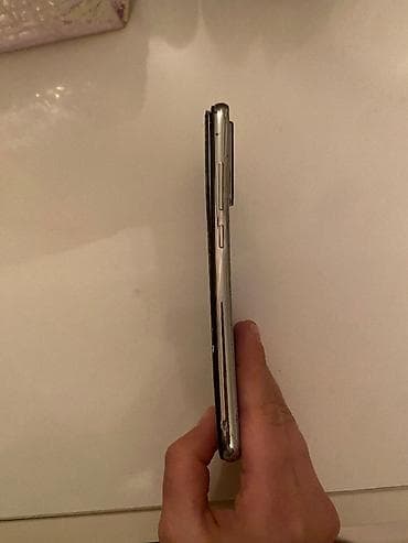 diktafon satisi: Salam şəxsi telefonumdu. Korpusu işləkdir. Redmi note 8. 30manata — 2