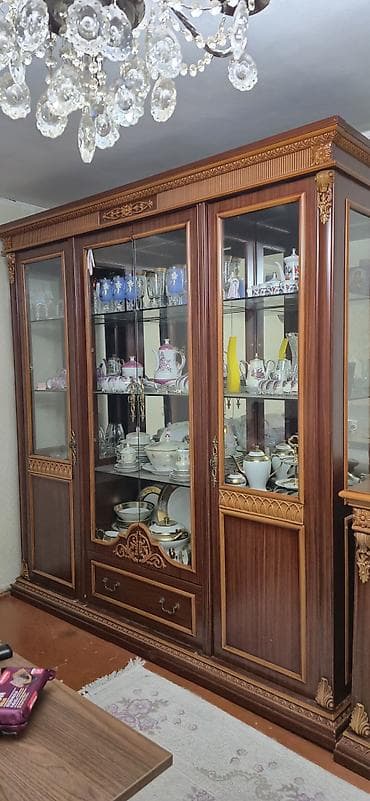 Б/у, Распашной, 4 двери Прямой шкаф, Сервант, Турция